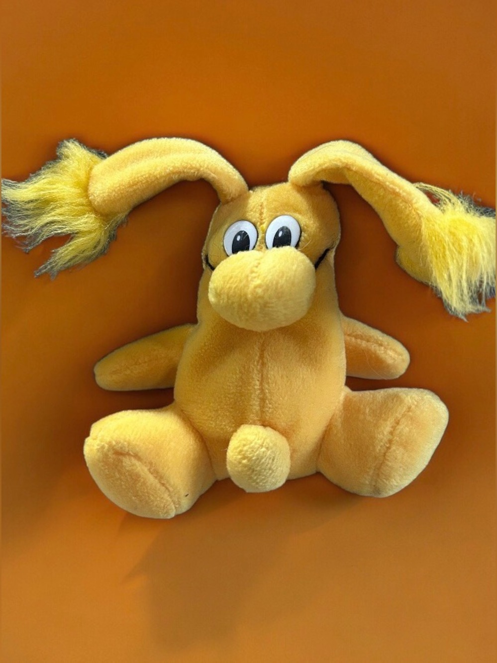 1999 Mini Max Yellow Kodak Kolorkins Plush and Beans promotional item 4" tall